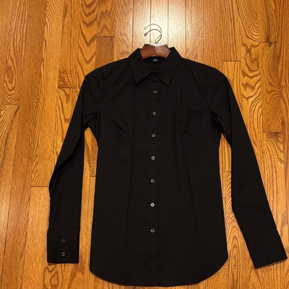 Ann Taylor Classic Black Women's Dress Shirt - Never Been Worn - Missing Tags
